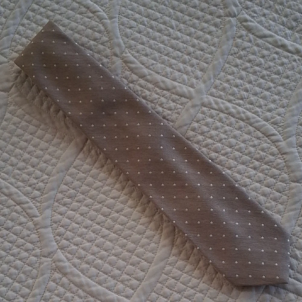 Pride of England Tan Dotted Tie